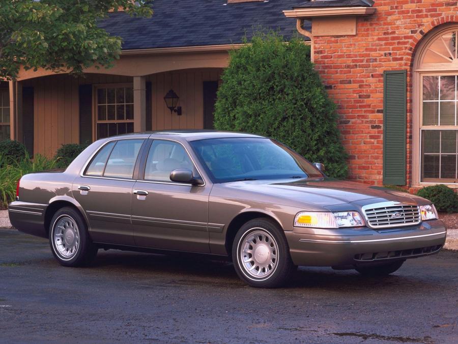  Ford Crown Victoria 1998 года  (фото 54 из 161)